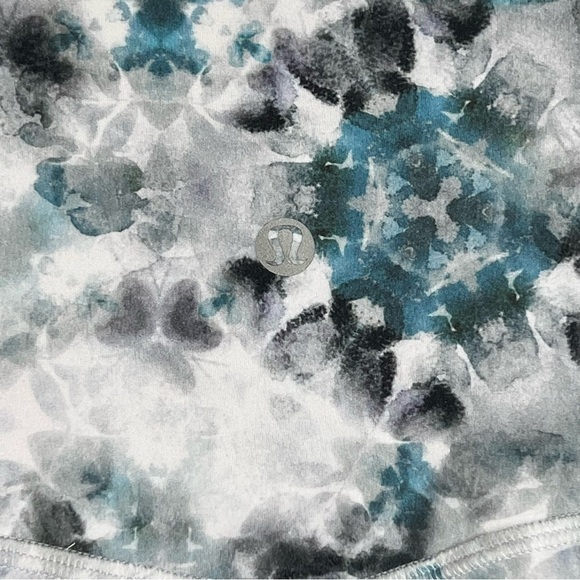 Lululemon Align Super High-Rise Leggings Kaleidofloral Multi Size 6 - Picture 6 of 6